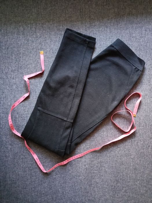 Czarne spodnie z gumką rozm. S (36)/M (38)