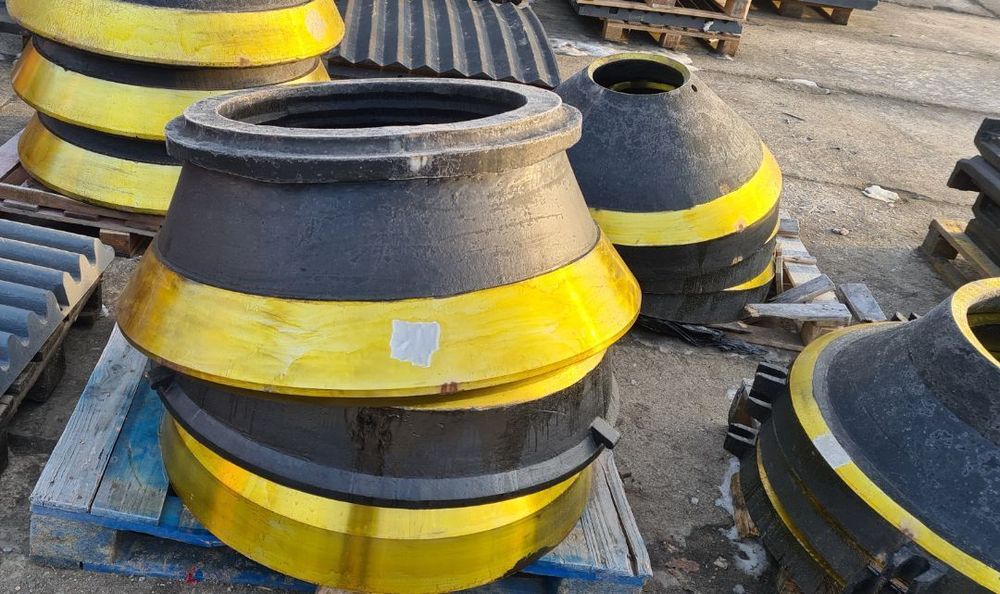 Komplet stożków, stożki kruszarka stożkowa Metso HP200