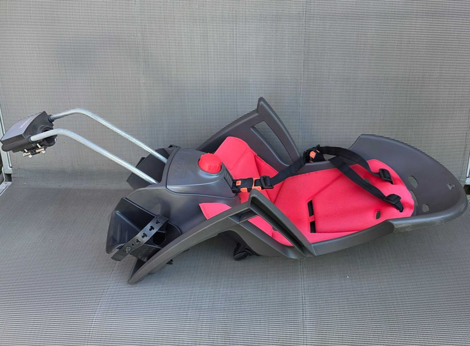 Fotelik rowerowy tylny Hamax Siesta uchylany na ramę pod siodełko