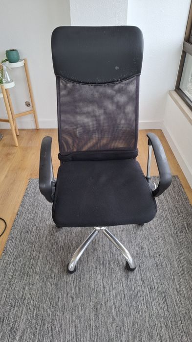 Cadeira escritório giratória