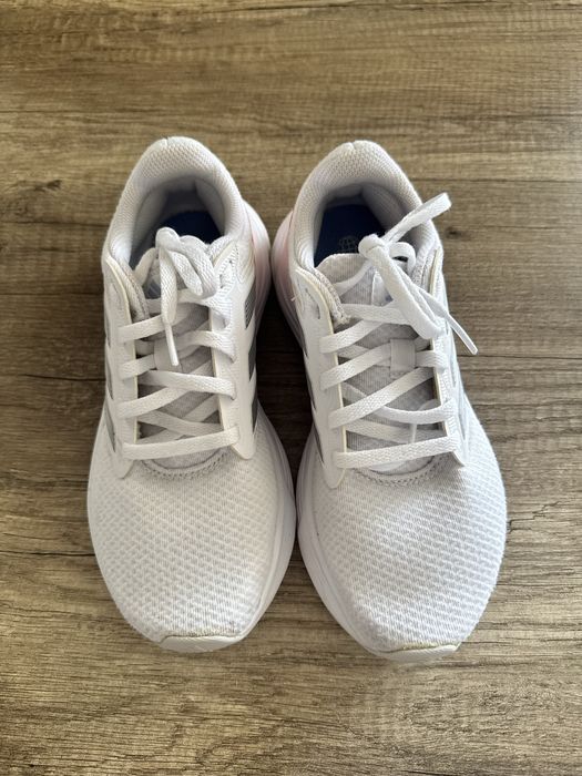 Кросівки Adidas адідас