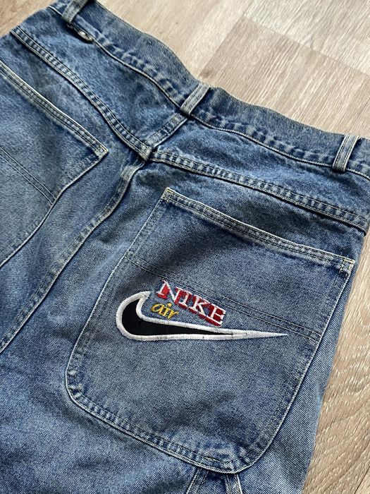 Джинсовые шорты nike