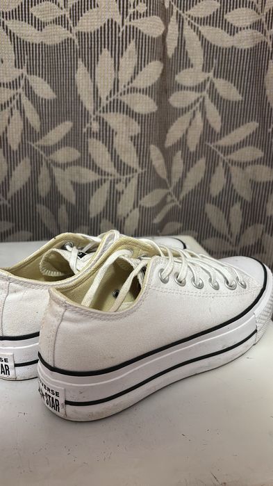 Vendo All Star plataforma pretos e brancos