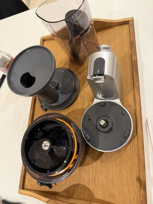 Шнекову соковижимаоку для комбайну Kenwood