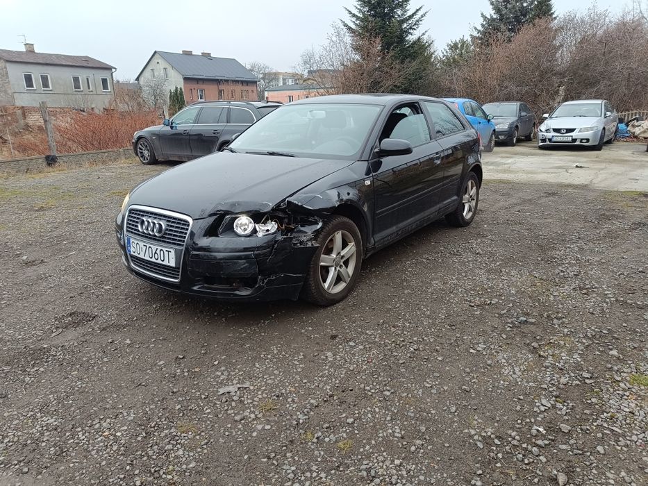 Audi a3 1.6 MPI lekko uszkodzone