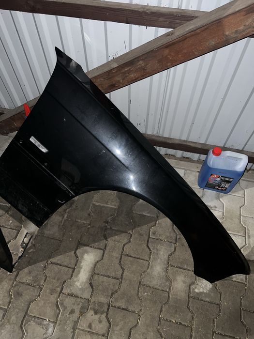 Błotniki bmw e36 coupe cosmosschwarz 303/9 dwa!