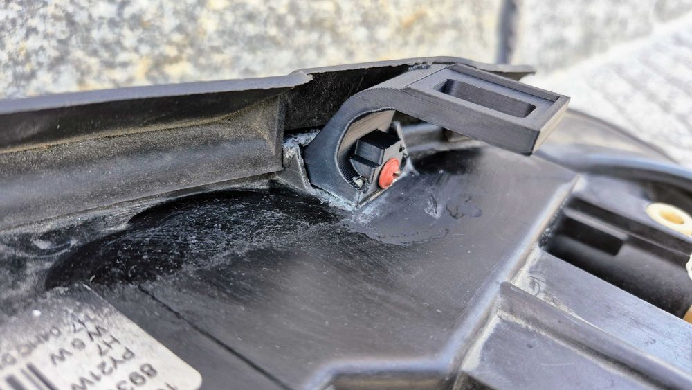 AUDI A4 B5(8D)-ÓTICA/FAROL ORIGINAL VALEO RIGOROSAMENTE NOVO*