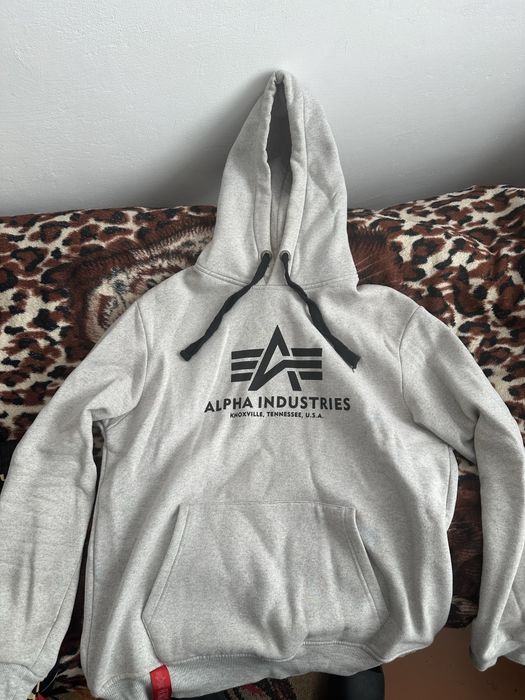 Продам худі Alpha Industries