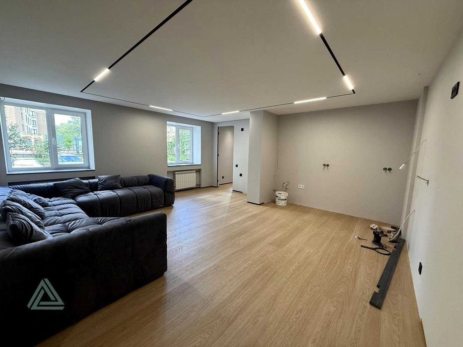 WOW!!! Велика 3-кімнатна (2 окремі спальні) на вул. Горлівська, 220