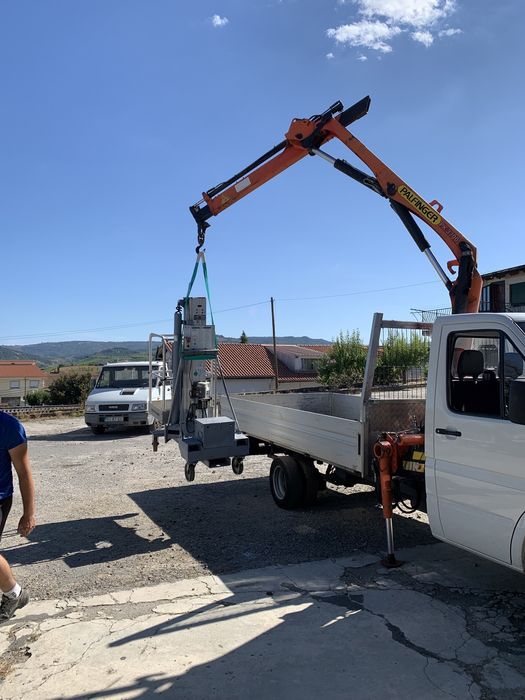 Aluguer de Carrinha Grua