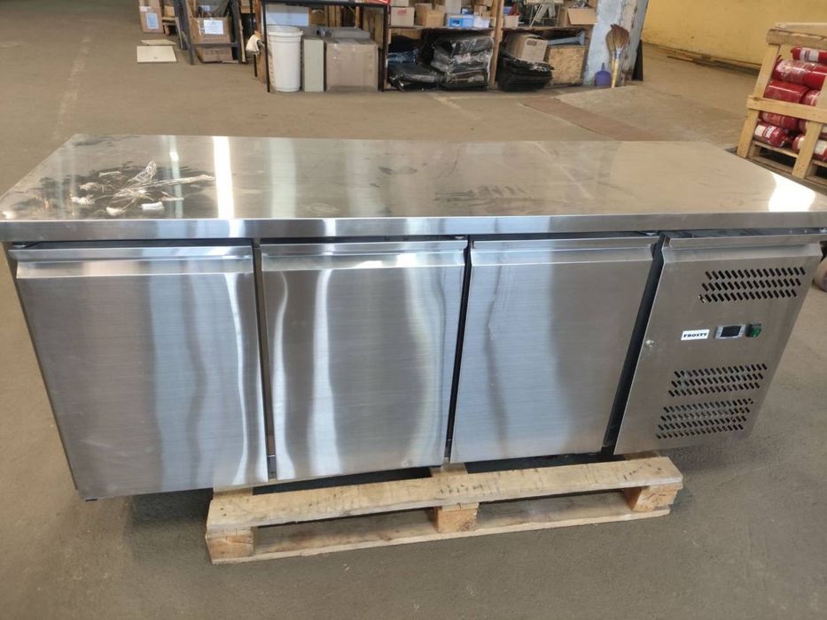 Стол морозильный 1700/1300FROST разделочный