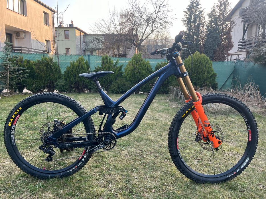 Rower downhill NS Bikes Fuzz DH 27.5 M Fox 40 Factory X2