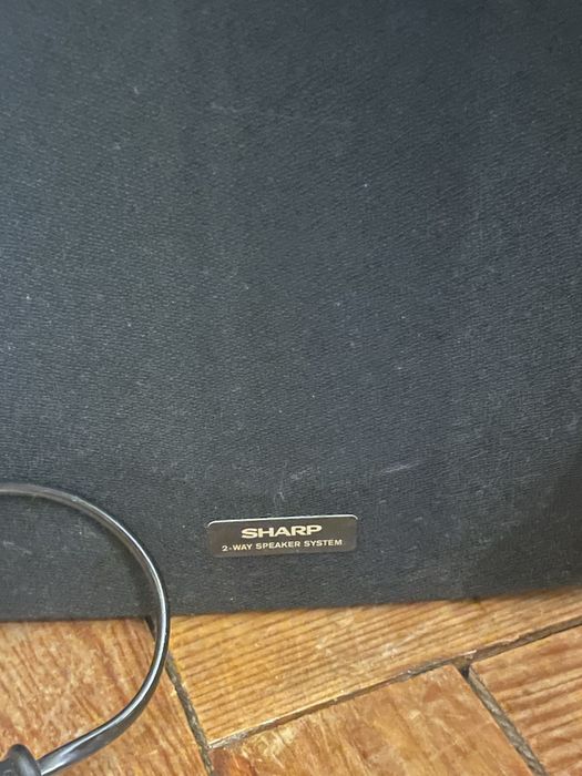 Aparelhagem Sharp com colunas