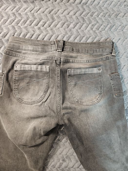 Джинси кльош Urban Outfitters темно-сірі