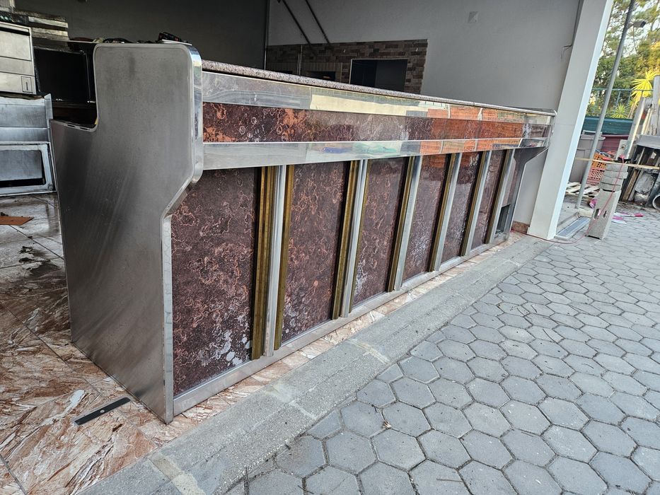 Vitrine p café, restaurante etc