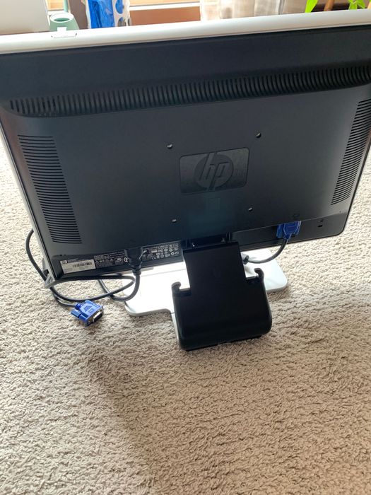 Monitor HP w1907v Loures • OLX Portugal