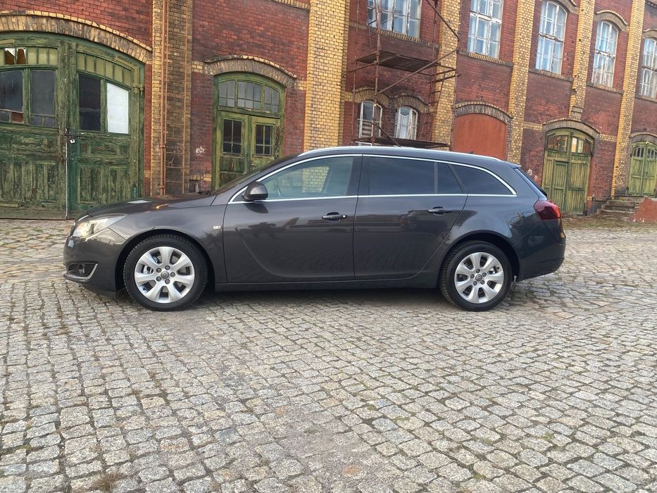 Opel Insignia Bezwypadkowy !!! Serwisowany !!!