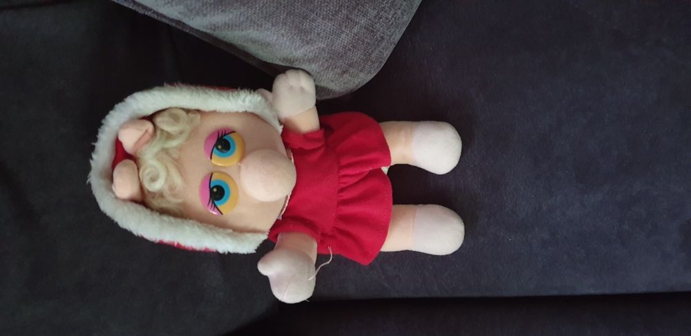 Maskotka Baby Miss Piggy Henson Associates