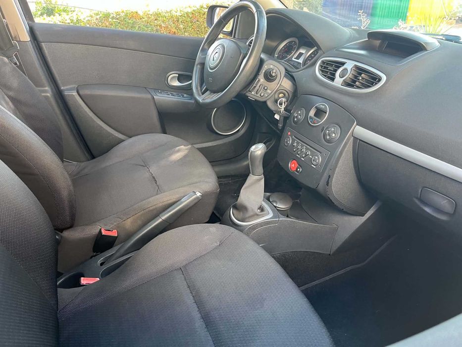 Renault Clio 1.5 DCI Económico