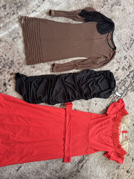 Подарую Жіночі сукні