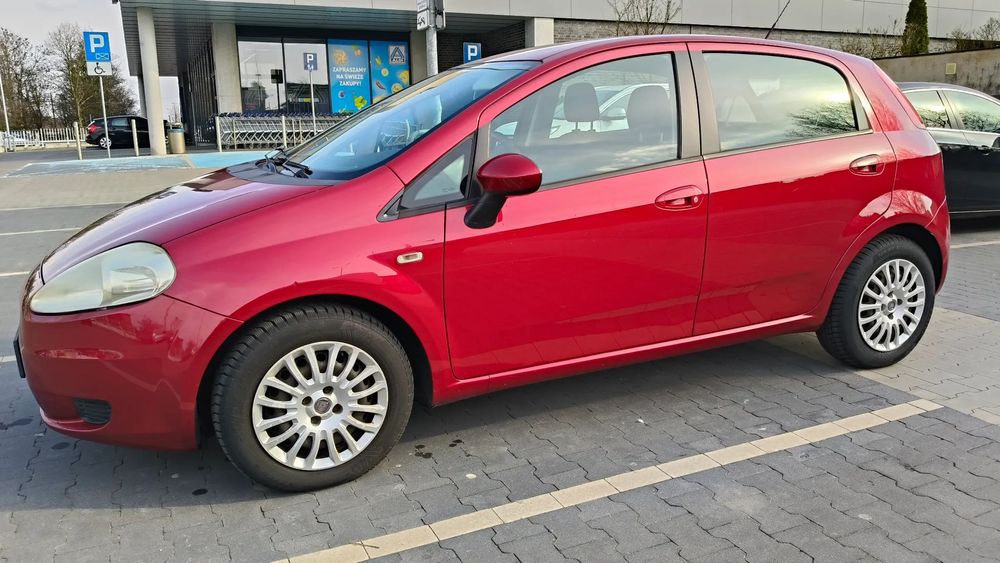 Fiat Grande Punto Fiat Grande Punto 1.4 Blue&Me 2010, 57000km