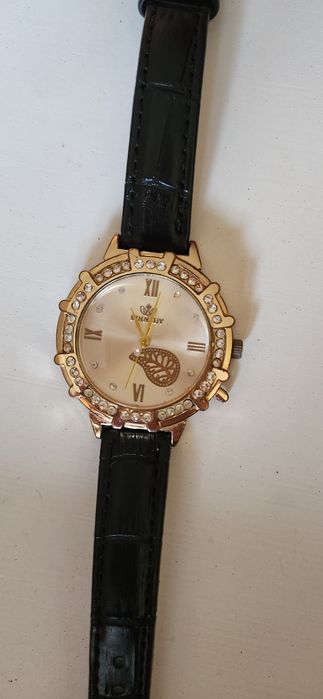 Годинник жіночий, стан нового