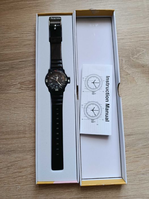Продам новий годинник.