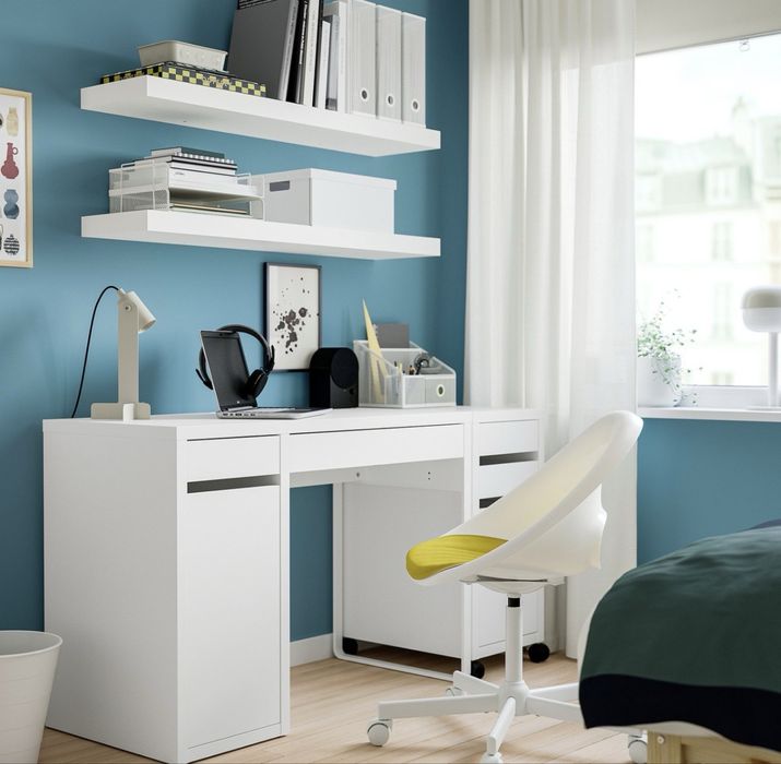 Vendo 2 mesas - MICKE IKEA