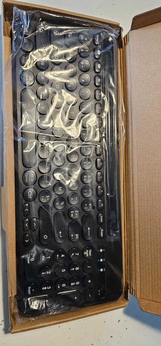 Klawiatura bezprzewodowa uniwersalna tablet komputer Bluetooth RF24Ghz