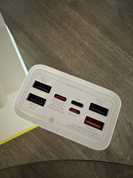 Baseus 30000mAh 65W PD Power Bank для ноутбука та телефону