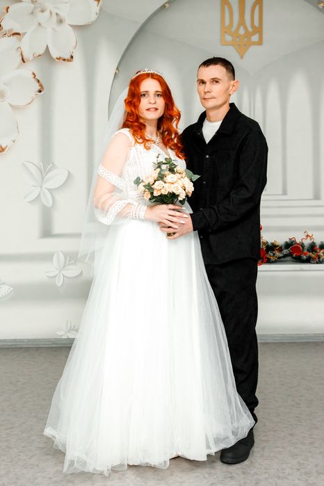 Весільна сукня.                          Розмір л