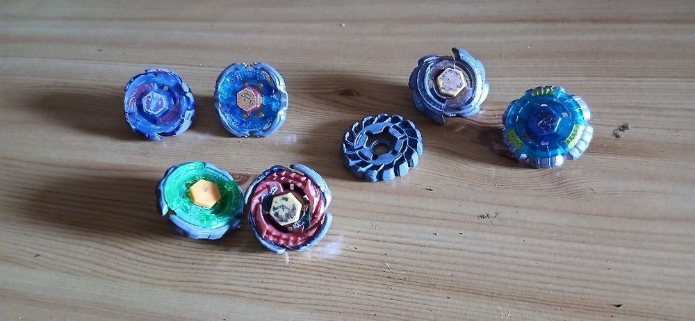 Piões   Beyblade