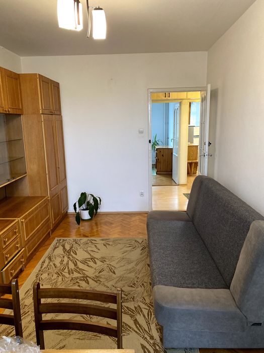 Wynajmę 2 pokojowe mieszkanie os. Baranówka ( całe lub na pokoje)