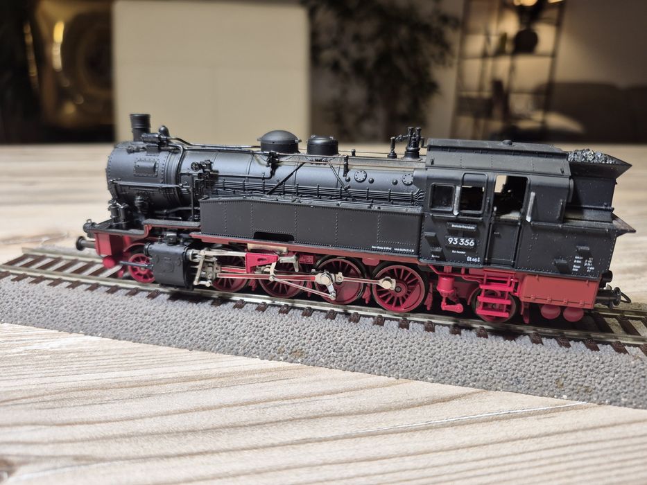 Lokomotywa Roco 43250 w skali H0