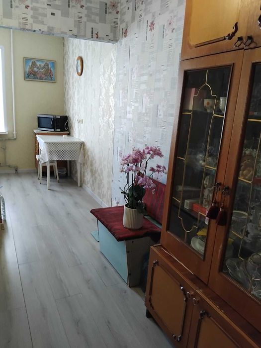 Продаж 1-кімнатної квартири пр. Червоної калини,38/10, Троєщина