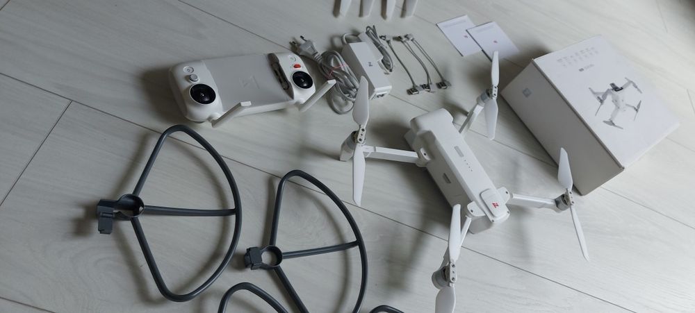 Dron Xiaomi Fimi X8 SE 2020