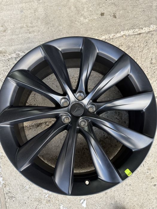 Диски 22 5.120 ЕТ35 9,5jx22H2 Tesla Model X