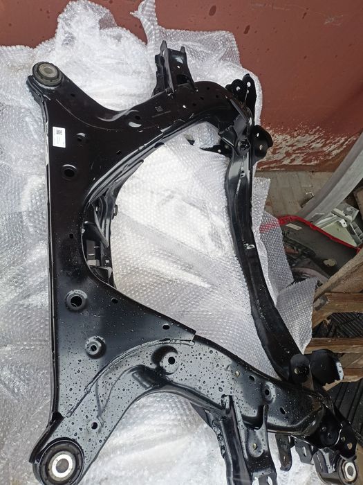 задній підрамник tesla model 3 Y тесла 104457500F 104457500D