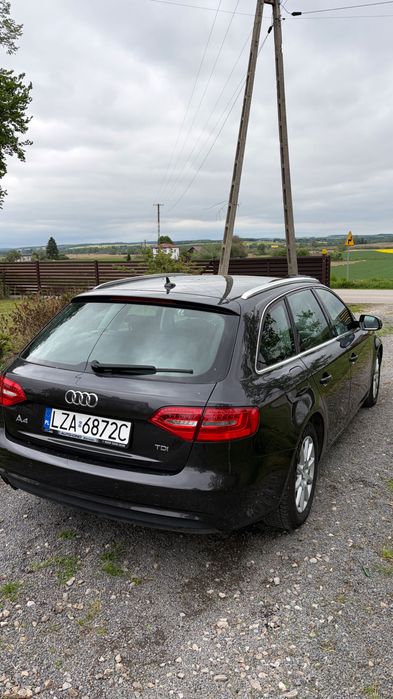 Audi A4 B8 LIFT STAN BDB 2013