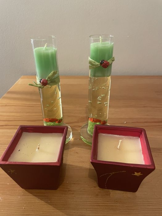 zestaw dekoracyjnych świec