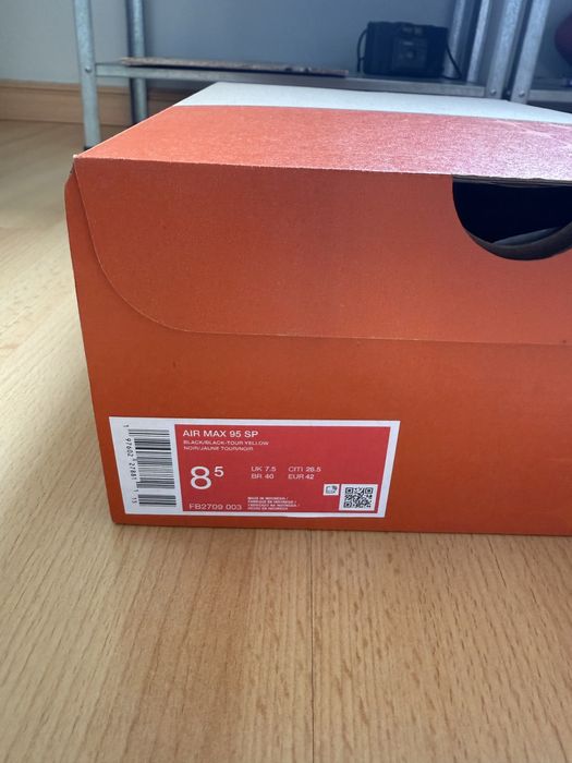 Corteiz Honey Blacks