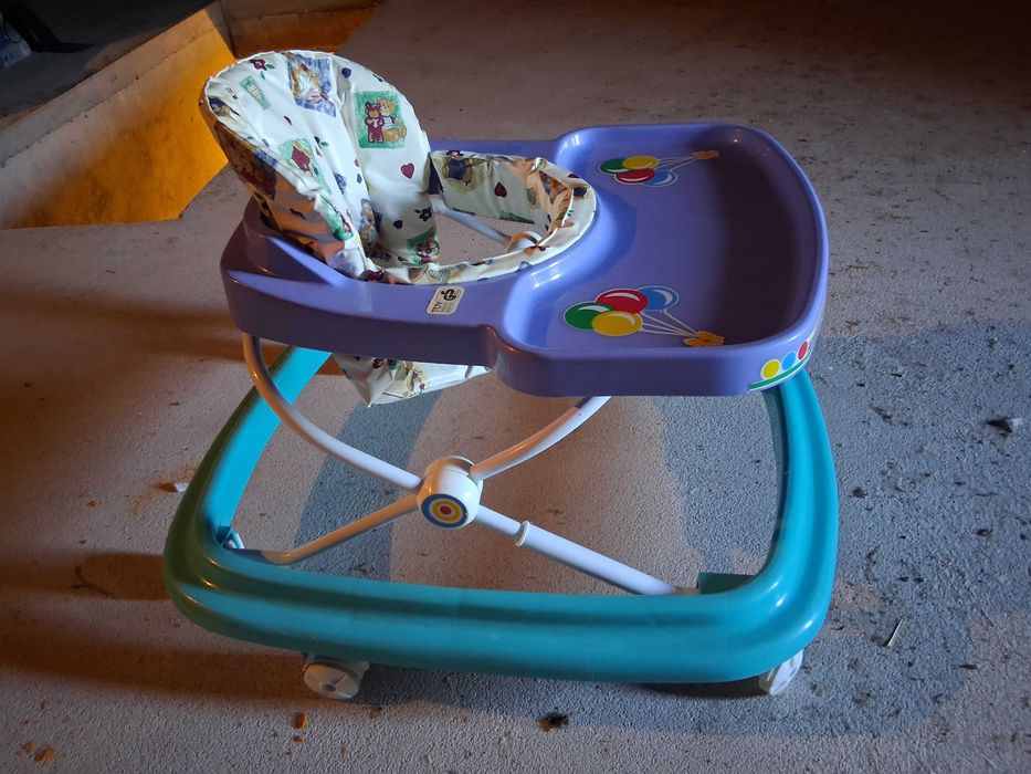 Andador para Bebé com Tabuleiro e Rodas