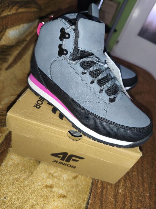 4F buty zimowe dziewczęce 35