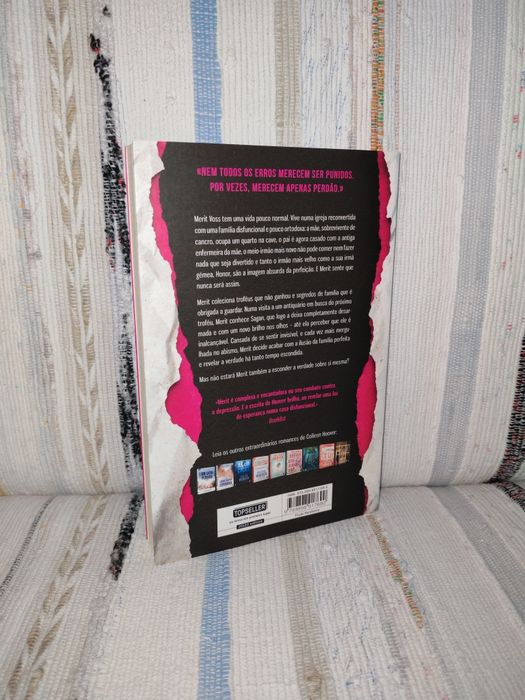 A Ilusão de Merit | Colleen Hoover (Portes grátis)