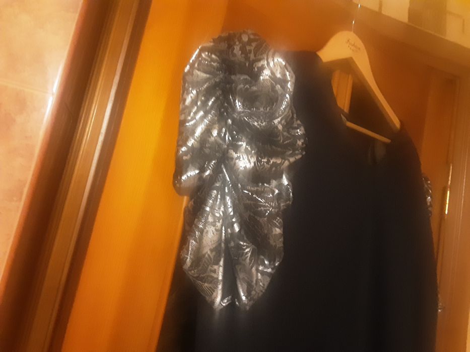 Костюм  женский нарядный