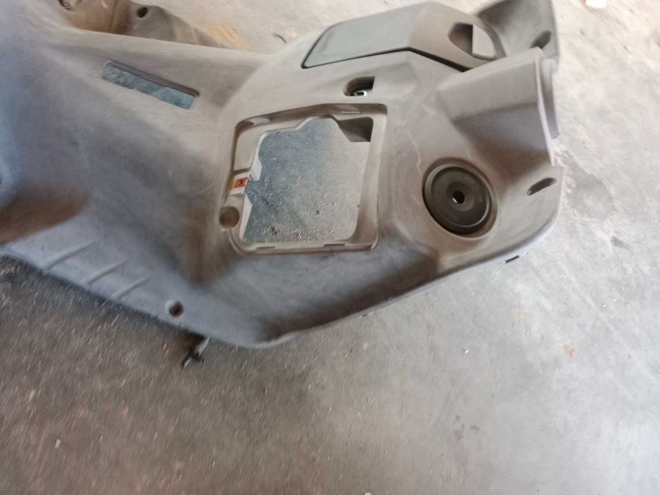 yamaha flame 125 kokpit osłona przed kolanami owiewka podłoga