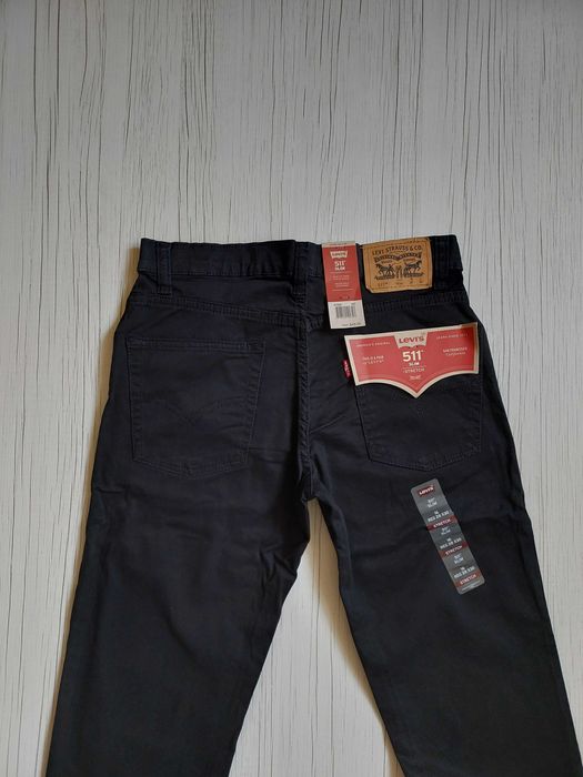 Новые брюки джинсы Levis оригинал рост 170