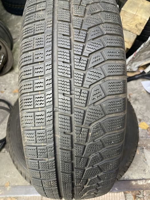 Шины 215/65 R17 Hankook б/у пара зима 6мм L9