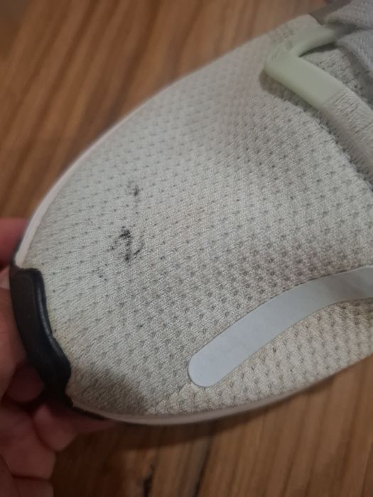 Sprzedam buty Adidas U_Path Run GZ2508 – rozmiar 42-43.