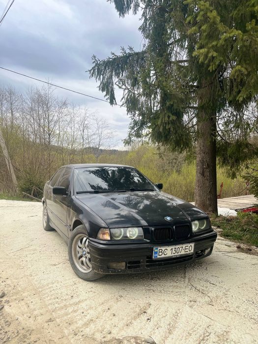 Продам BMW e36 1.6 газ/бензин